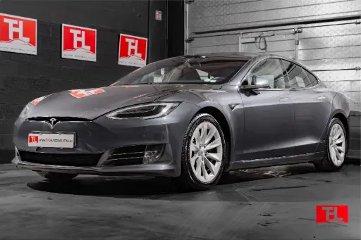 Tesla Model S Long Range Plus Raven